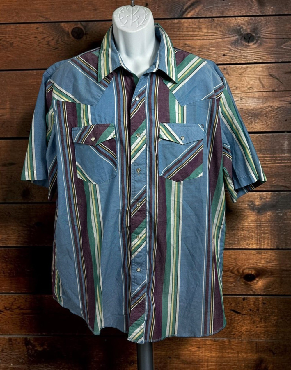 Men's Wrangler Western Shirt Sz XL Striped Pearl Snap Buttons Short Sleeves